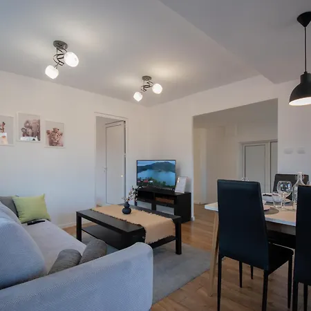 Apartment Hyggemate - топъл и стилен престой в Sarnitsa