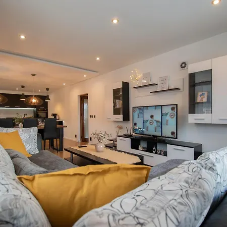 Apartment Hyggemate - топъл и стилен престой в Sarnitsa