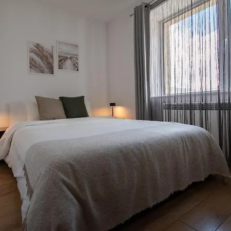 Hyggemate - 2 Bed Warm In סרניצה